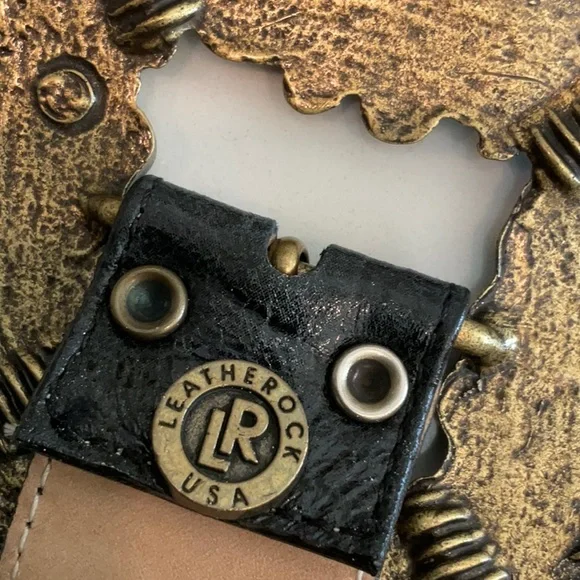Leatherock - Black/ Brass Leather Belt. - Picture 9 of 9